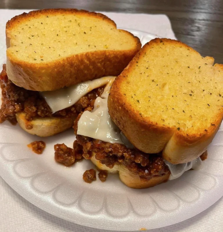 sloppy joe on garlic bread